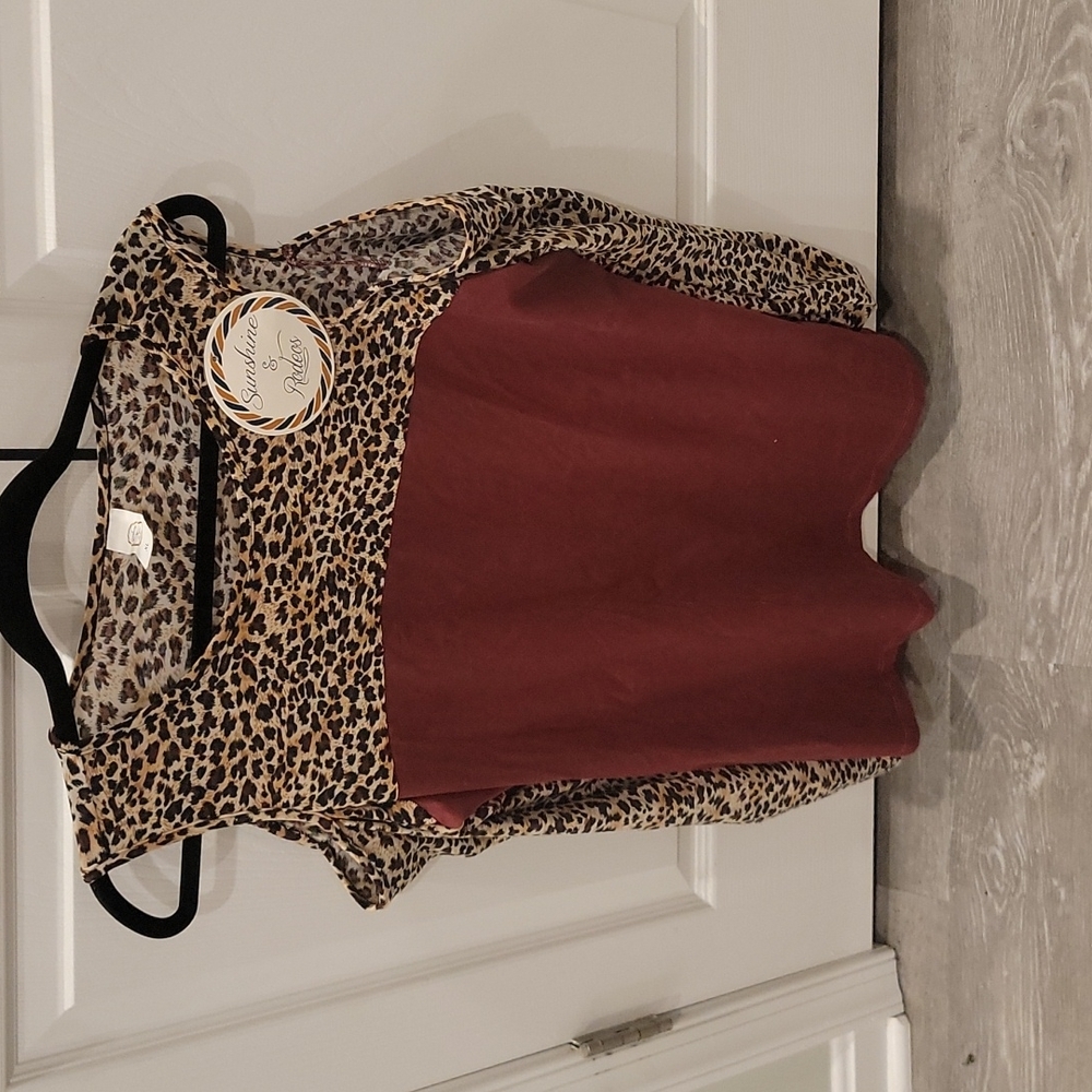 NWT Leopard Cold Shoulder Top